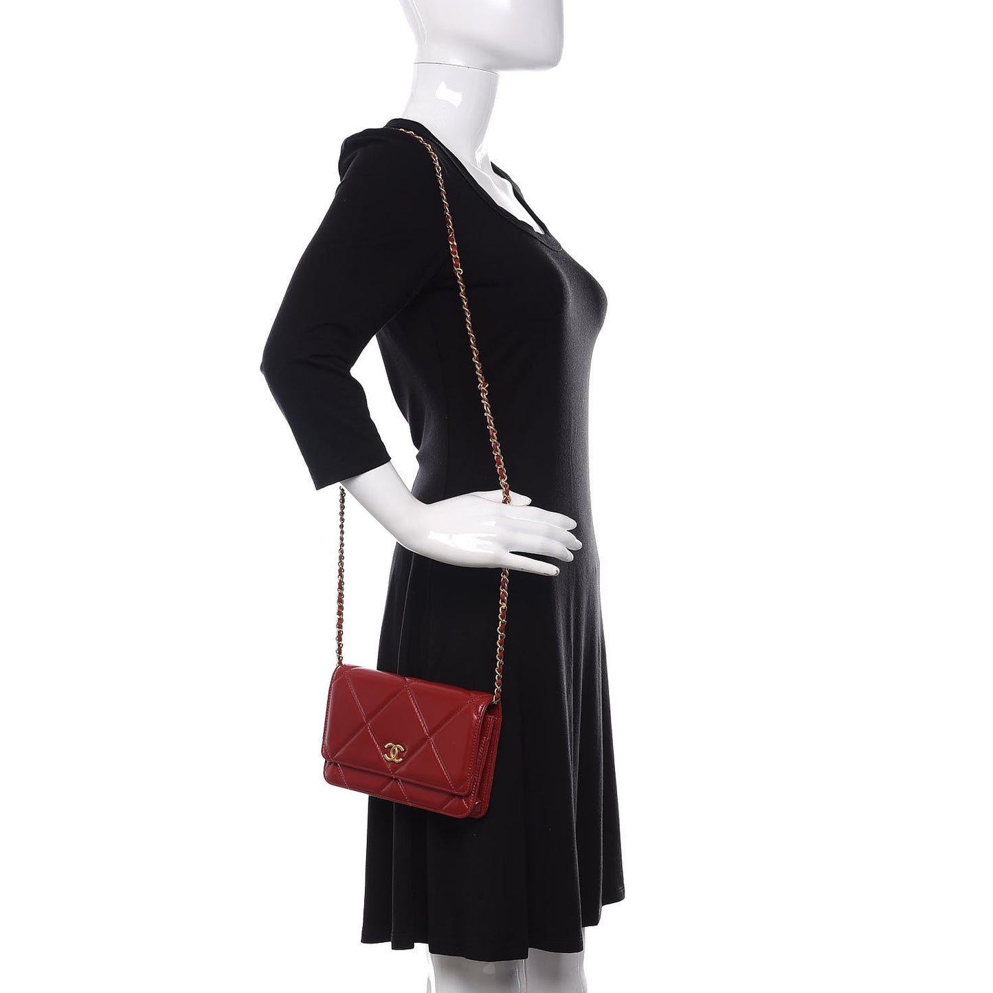 Lambskin Quilted Wallet On Chain WOC Red