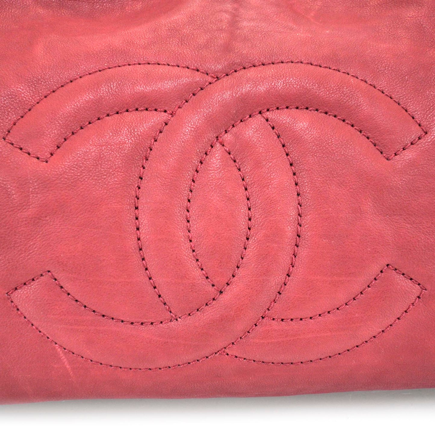 Leather Modern Chain Tote Red