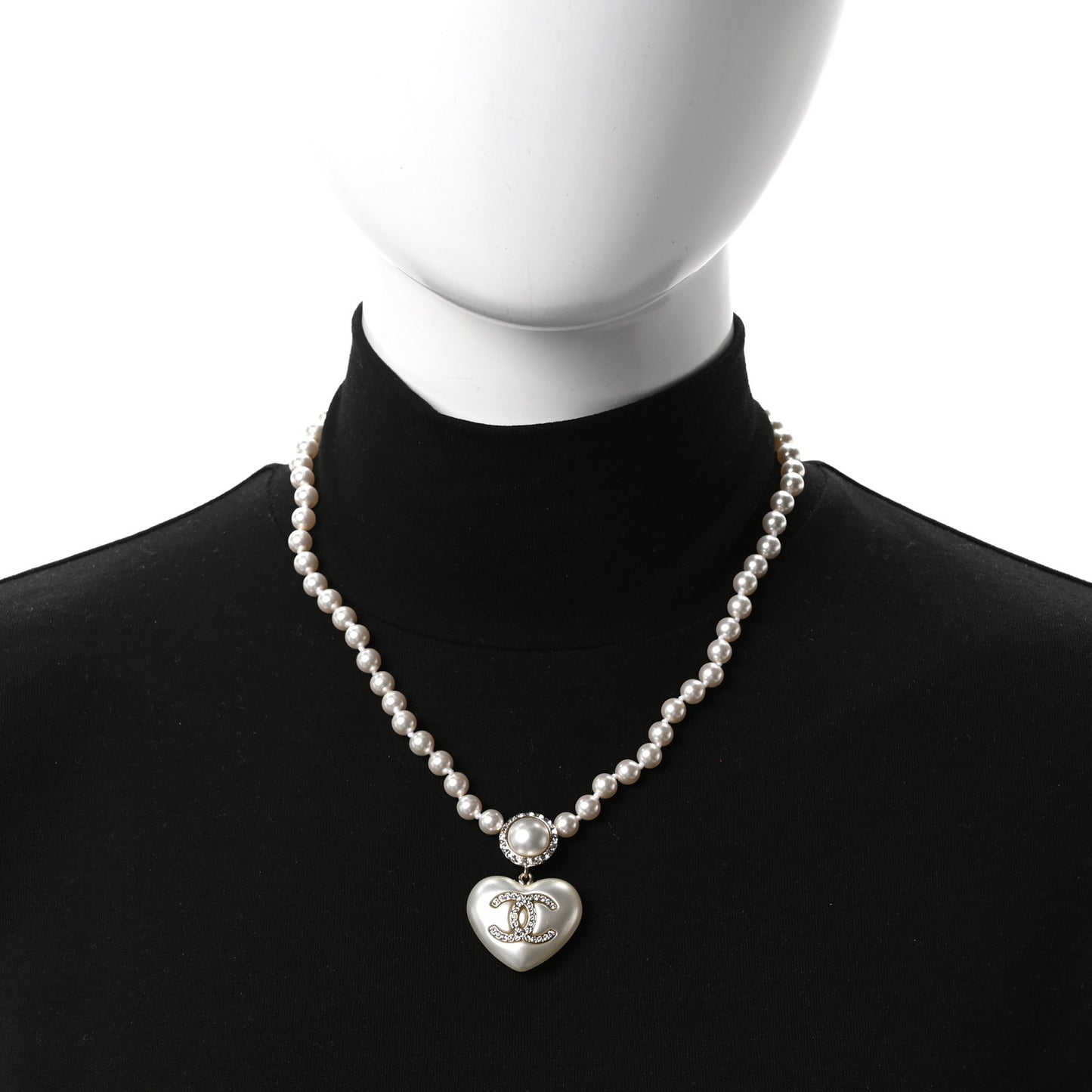 Pearl Crystal CC Heart Short Necklace Pearly White Gold