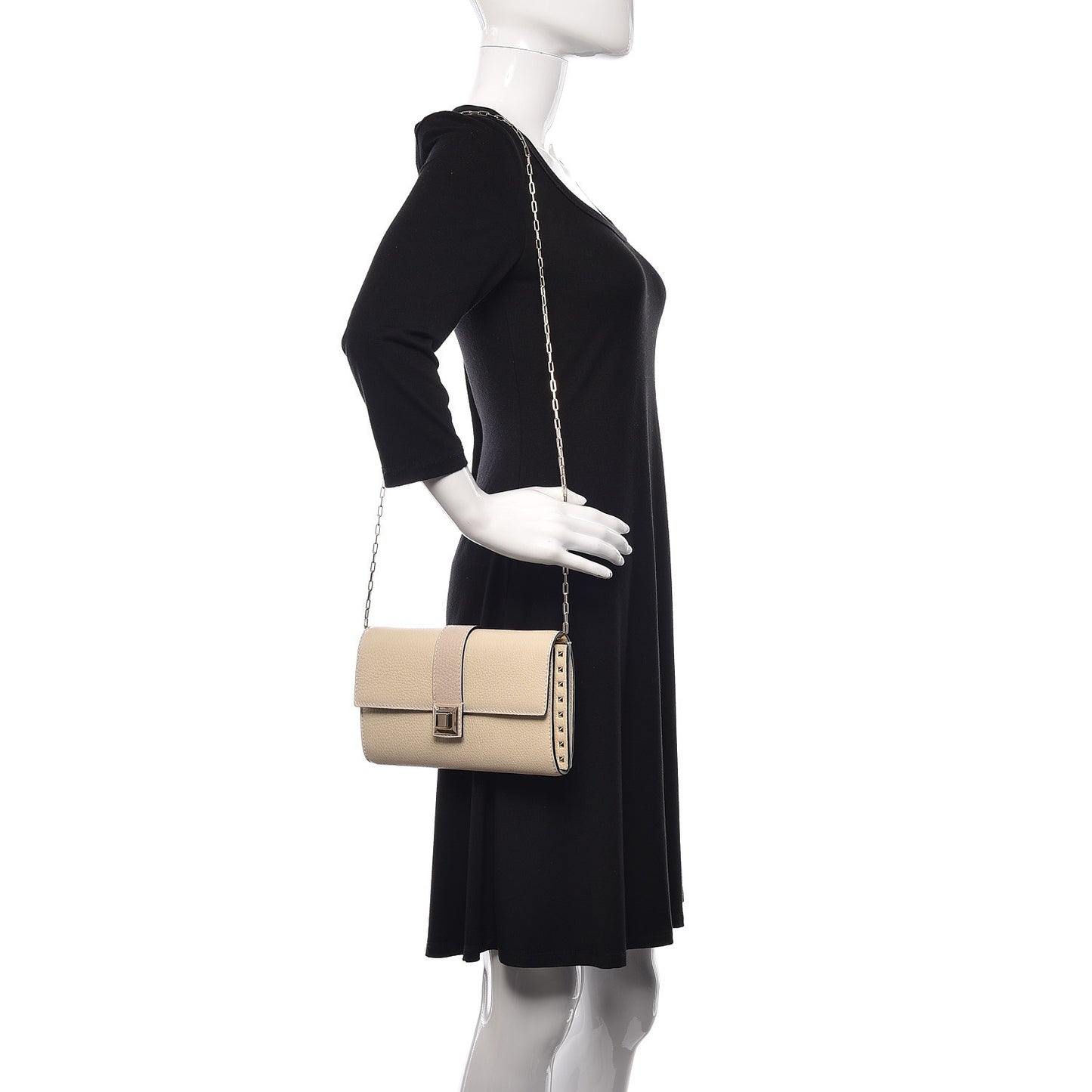 Pebbled Calfskin Rockstud Chain Clutch Light Ivory