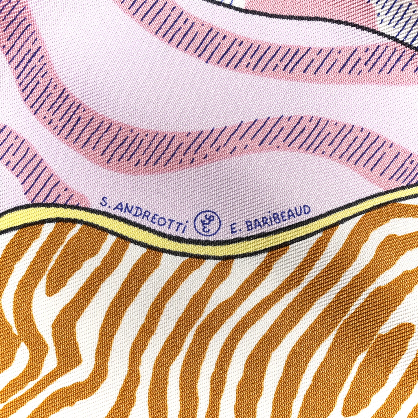 Silk Le Premier Chant Scarf 90 Vieux Rose Vert Jaune