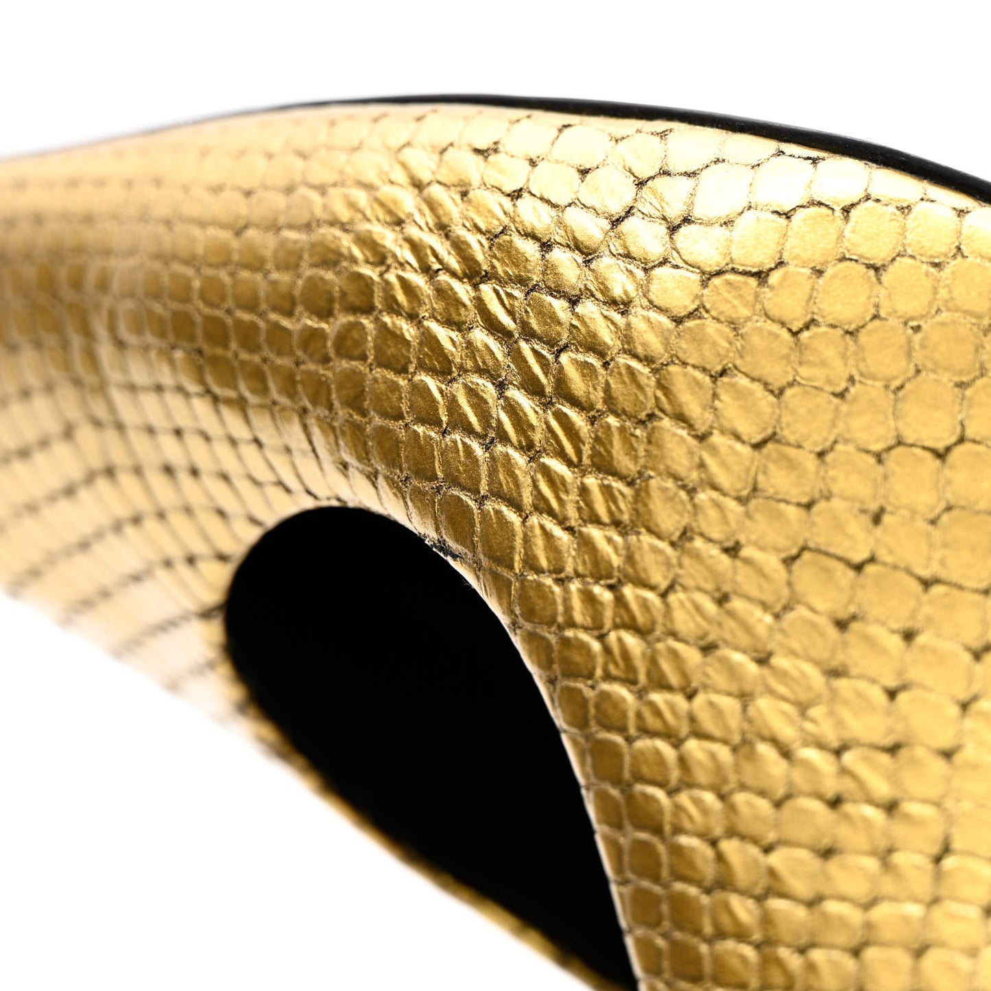 Metallic Calfskin Snakeskin Embossed Essex 110mm Pumps 37 Gold