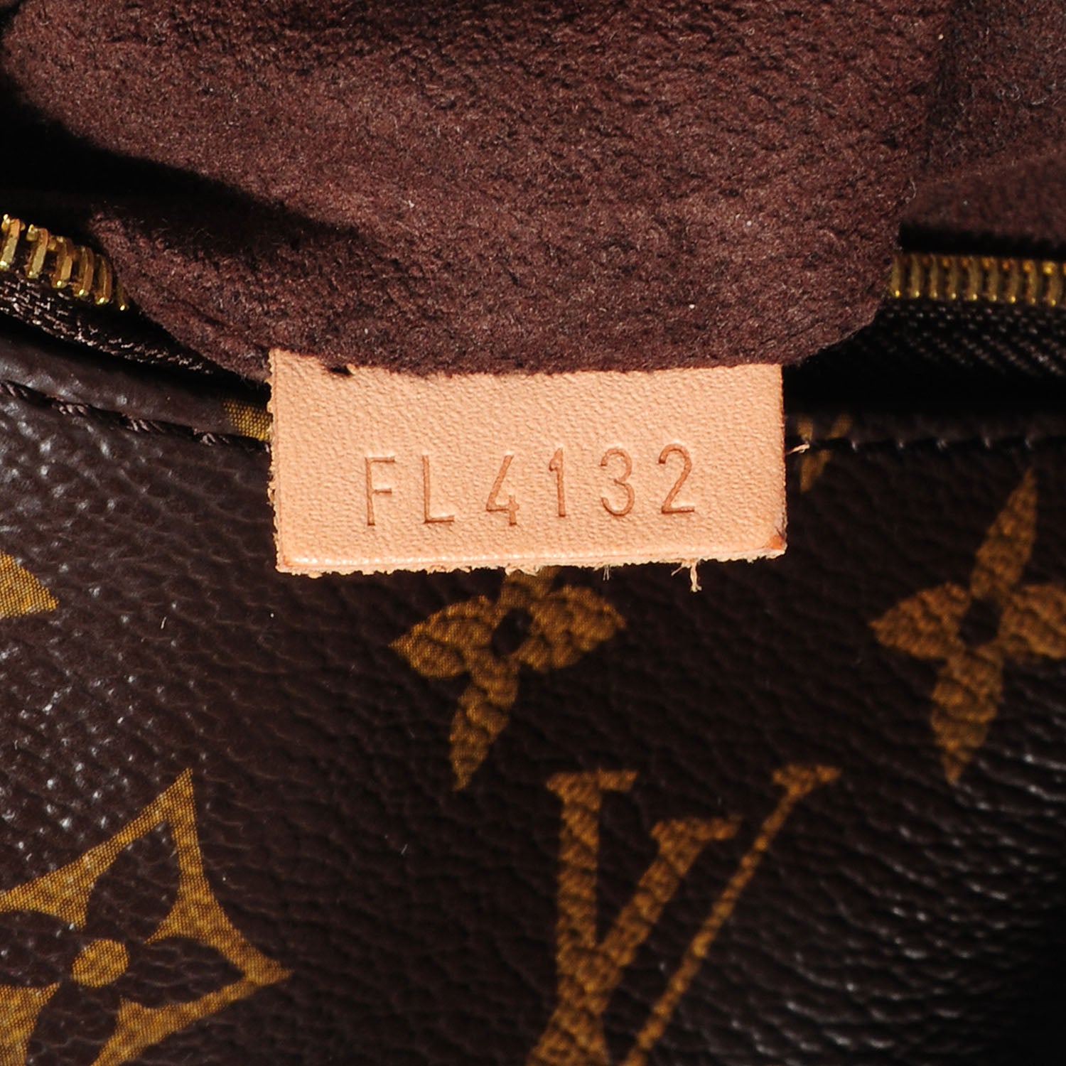 Louis Vuitton Monogram Metis 7 of 7