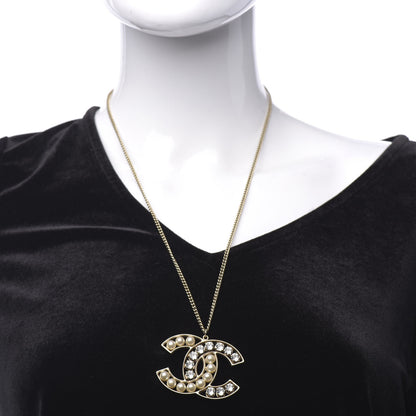 Chanel Crystal Pearl CC Pendant Necklace Gold 2 of 6
