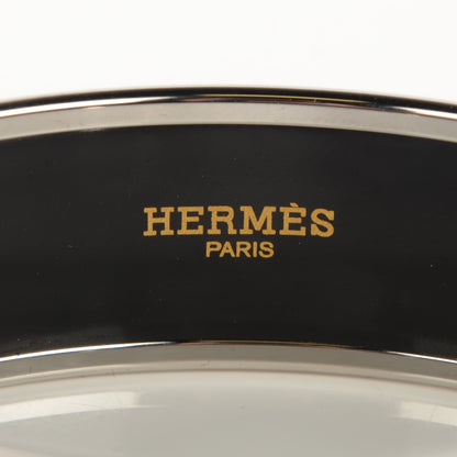 Hermes Enamel Wide Printed Capitales Bracelet 62 5 of 6