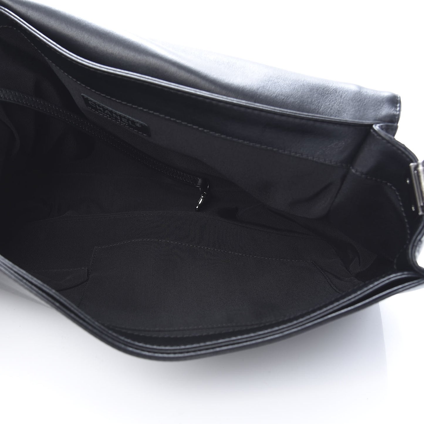 Calfskin Enchained XL Boy Flap Black