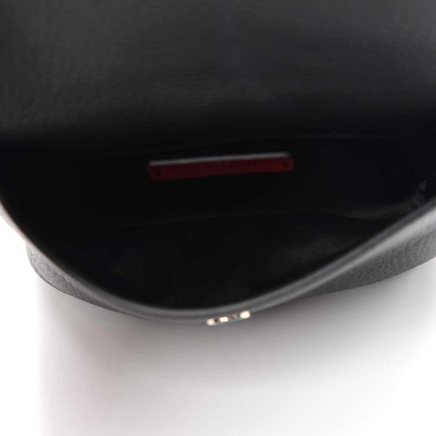 Pebbled Calfskin Rockstud Pouch On Chain Black