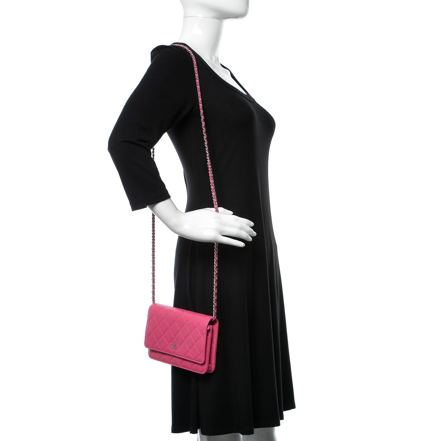 Caviar Quilted Wallet on Chain WOC Pink