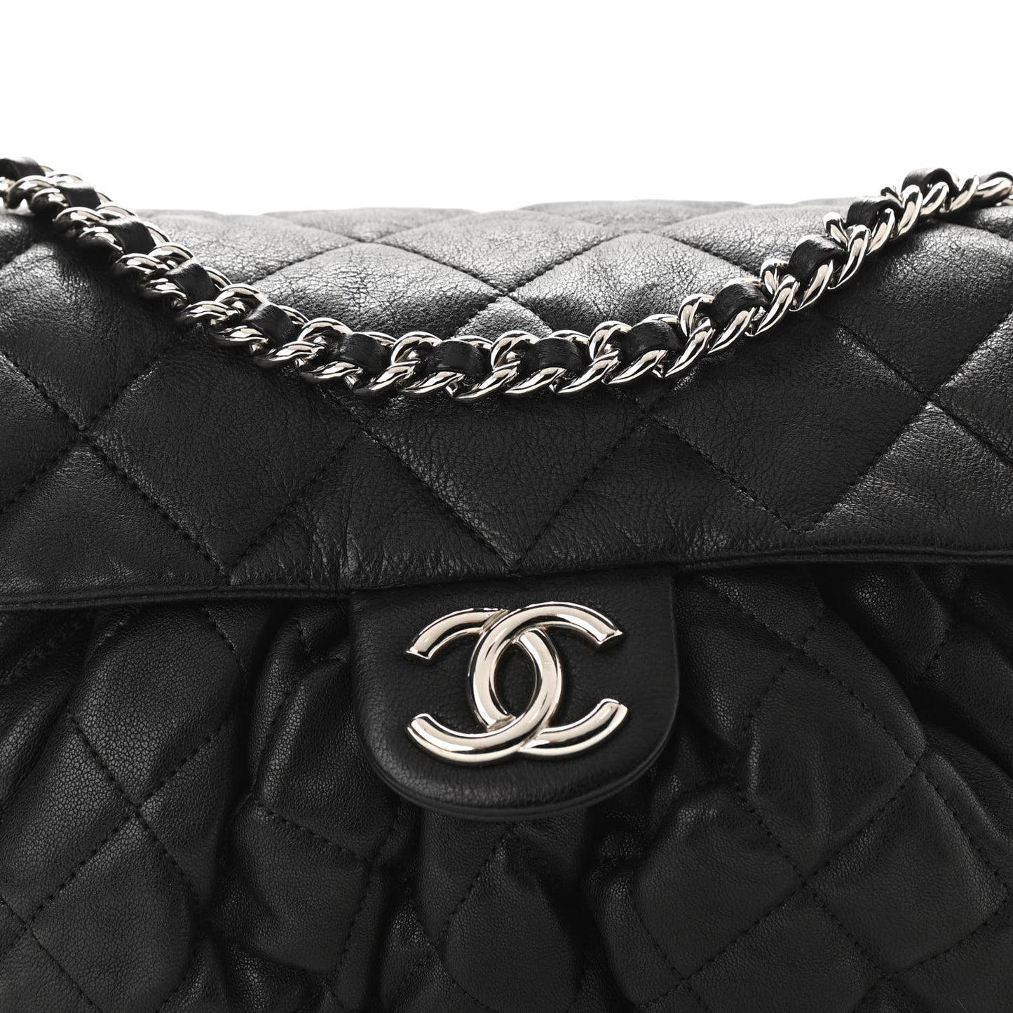 Washed Lambskin Quilted Medium Chain Around Messenger Black