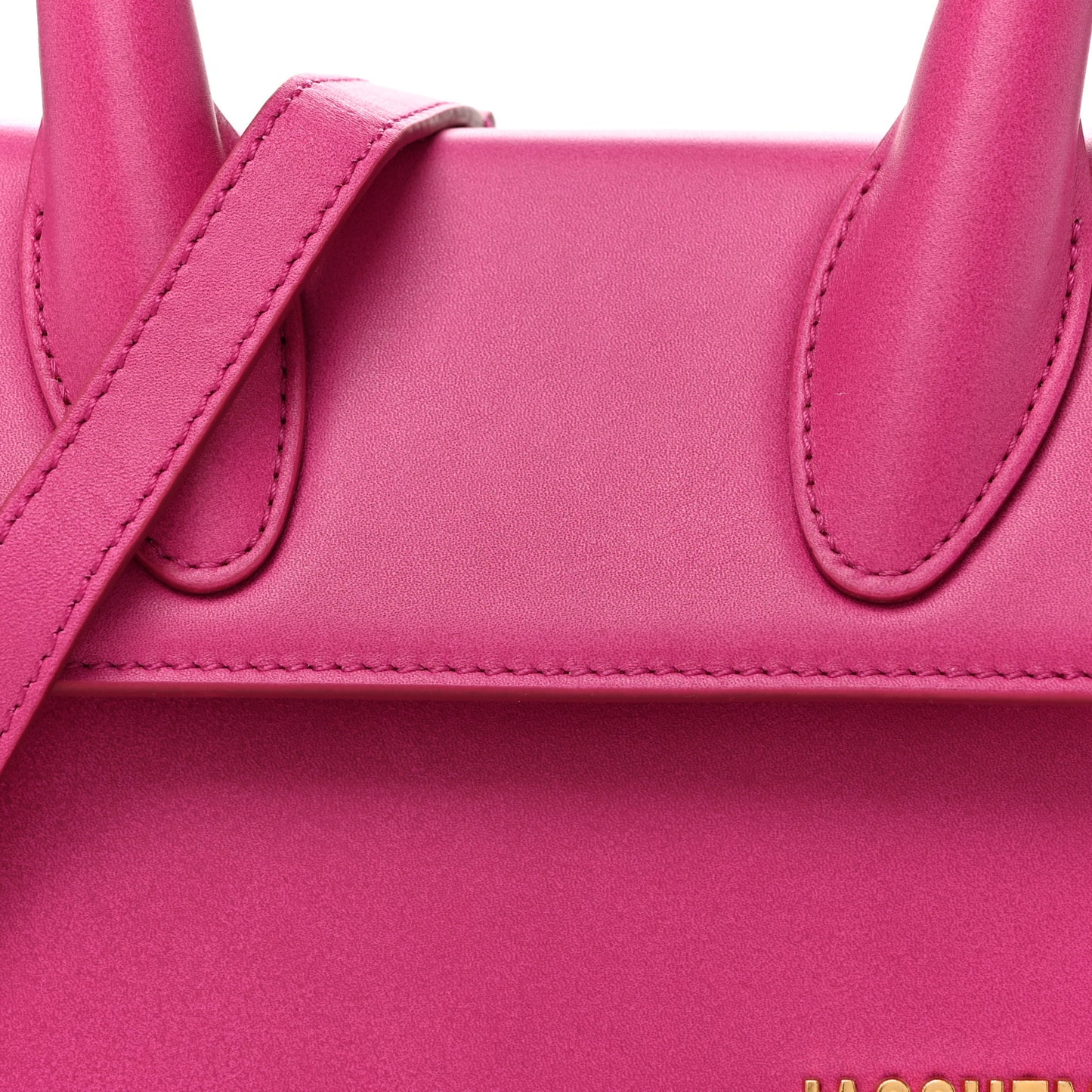 Smooth Calfskin Le Chiquito Moyen Dark Pink