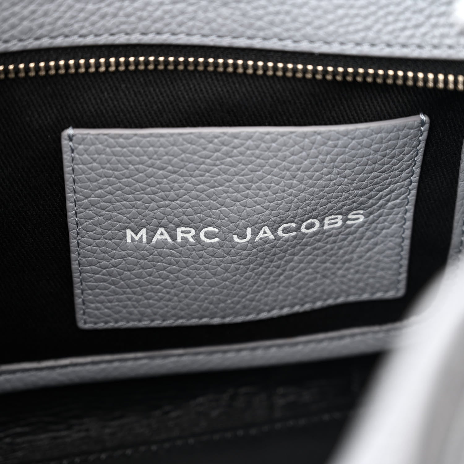 Marc Jacobs Grained Calfskin Small The Tote Bag Grey 6 of 10