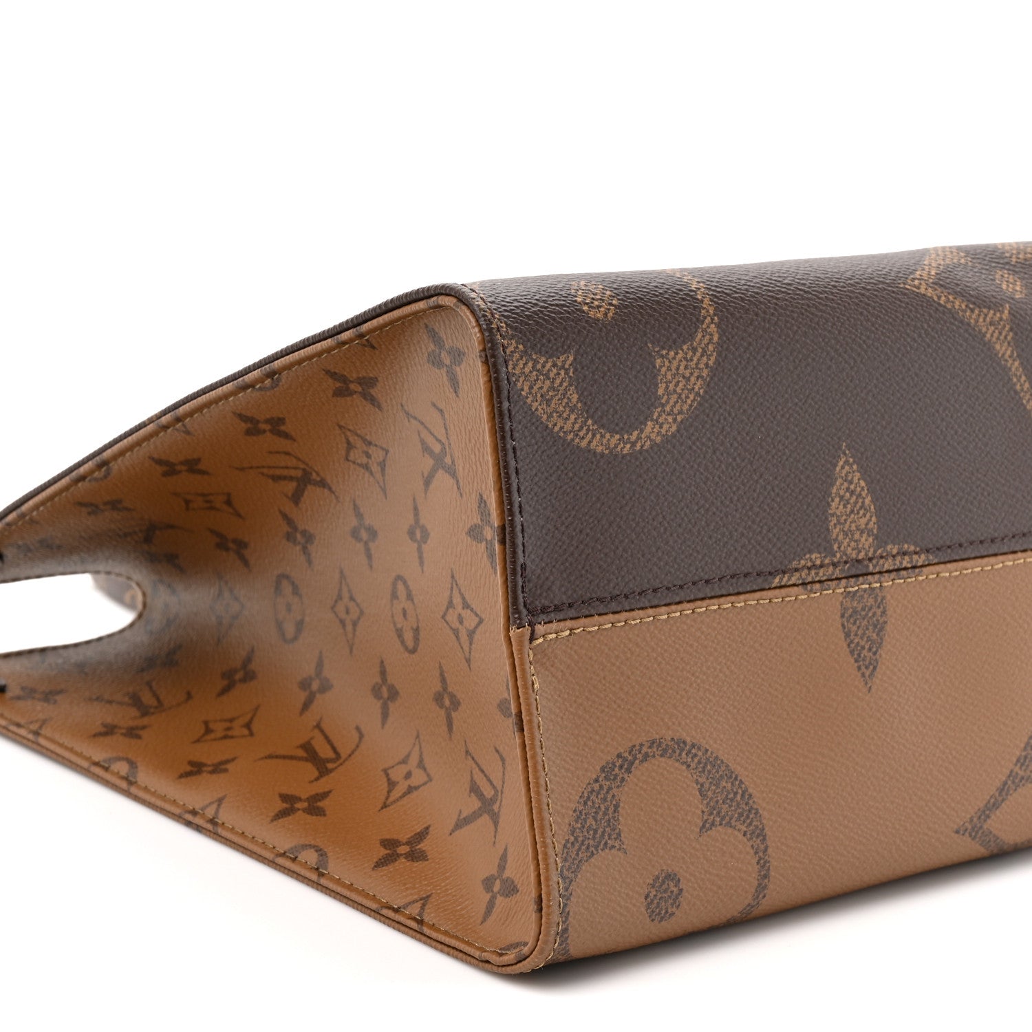 Louis Vuitton Reverse Monogram Giant Onthego MM 8 of 8