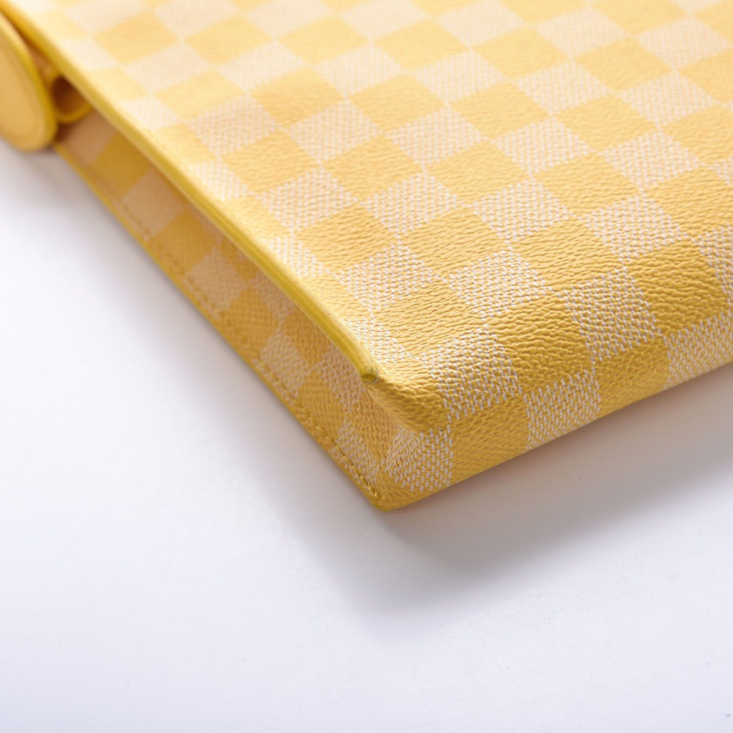 Damier Couleurs Kit Clutch Mimosa