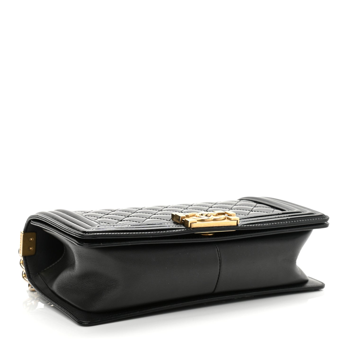 Patent Calfskin Quilted Medium Boy Flap Black