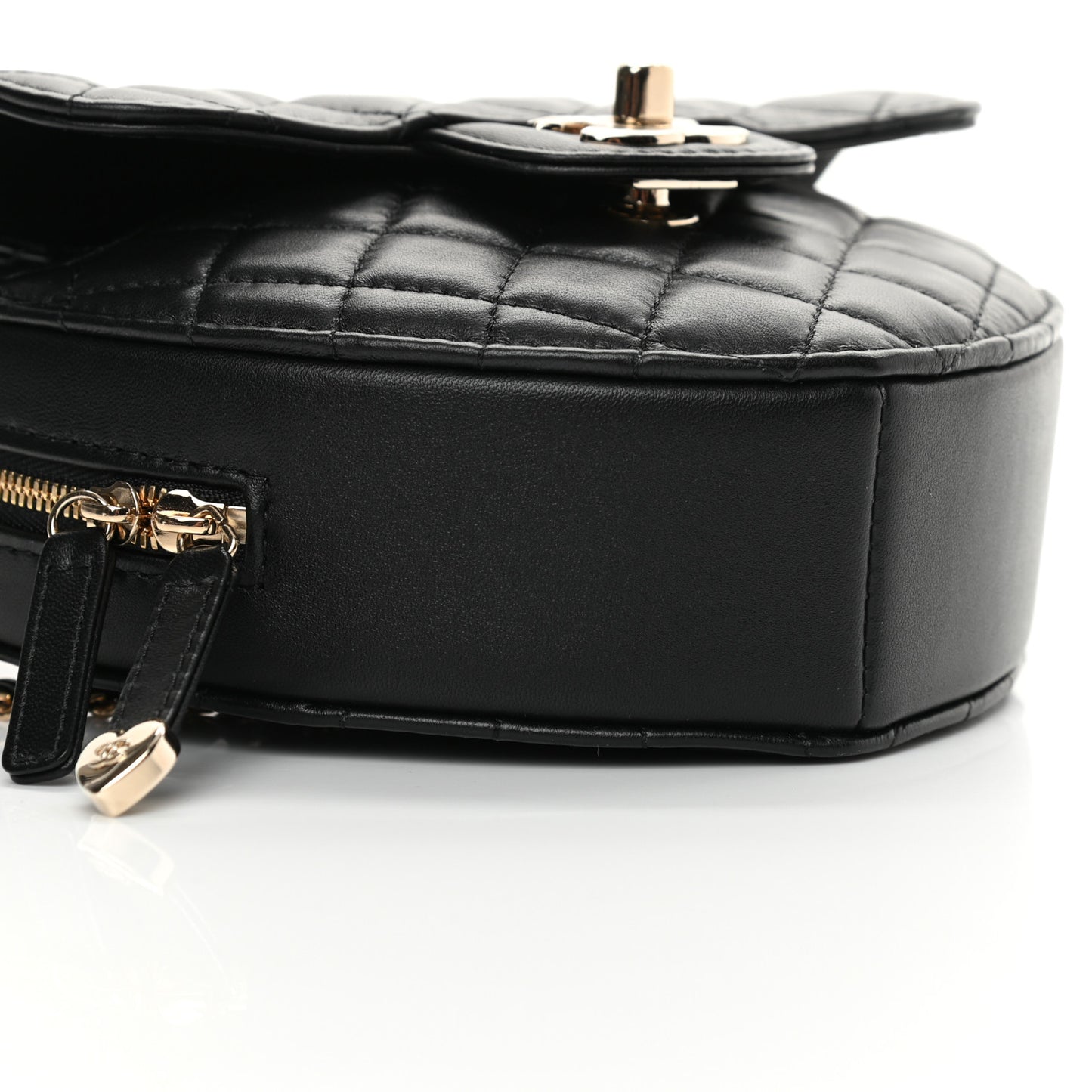 Lambskin Quilted CC In Love Heart Bag Black