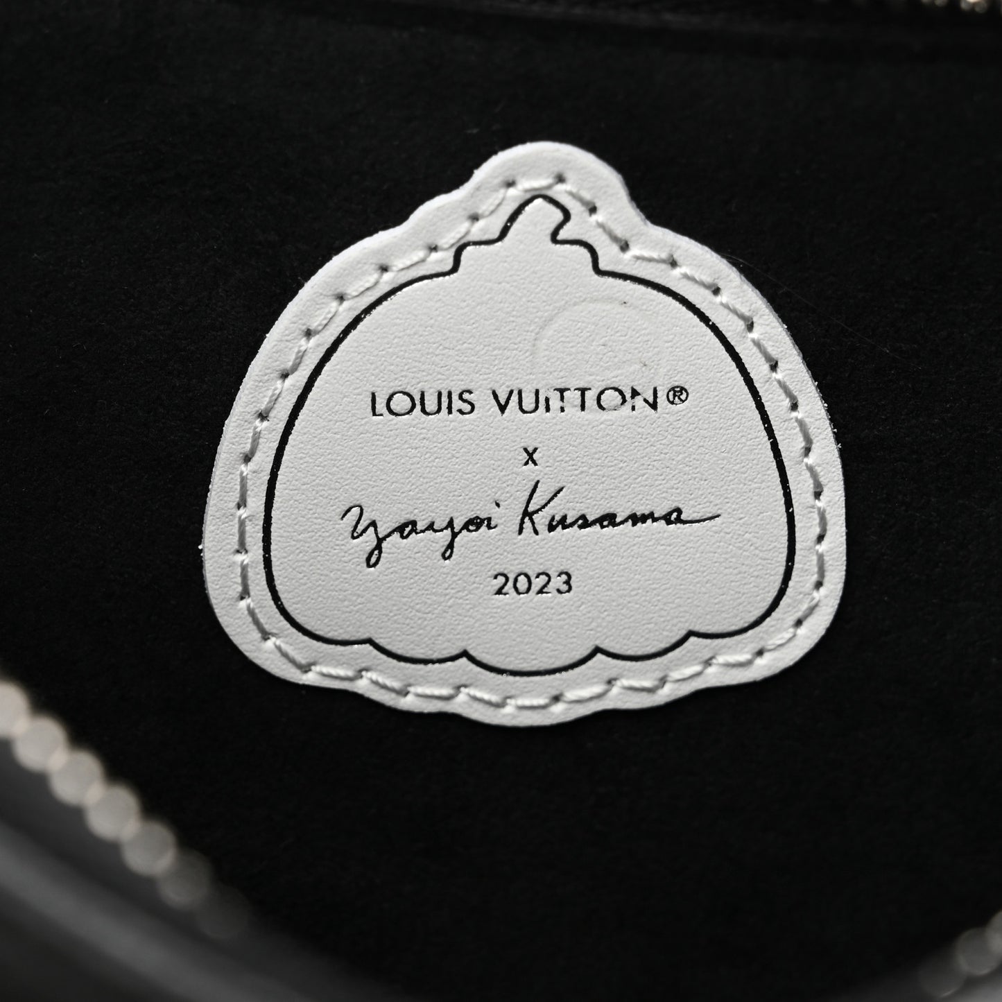 LV X YK Empreinte Easy Pouch On Strap Black White