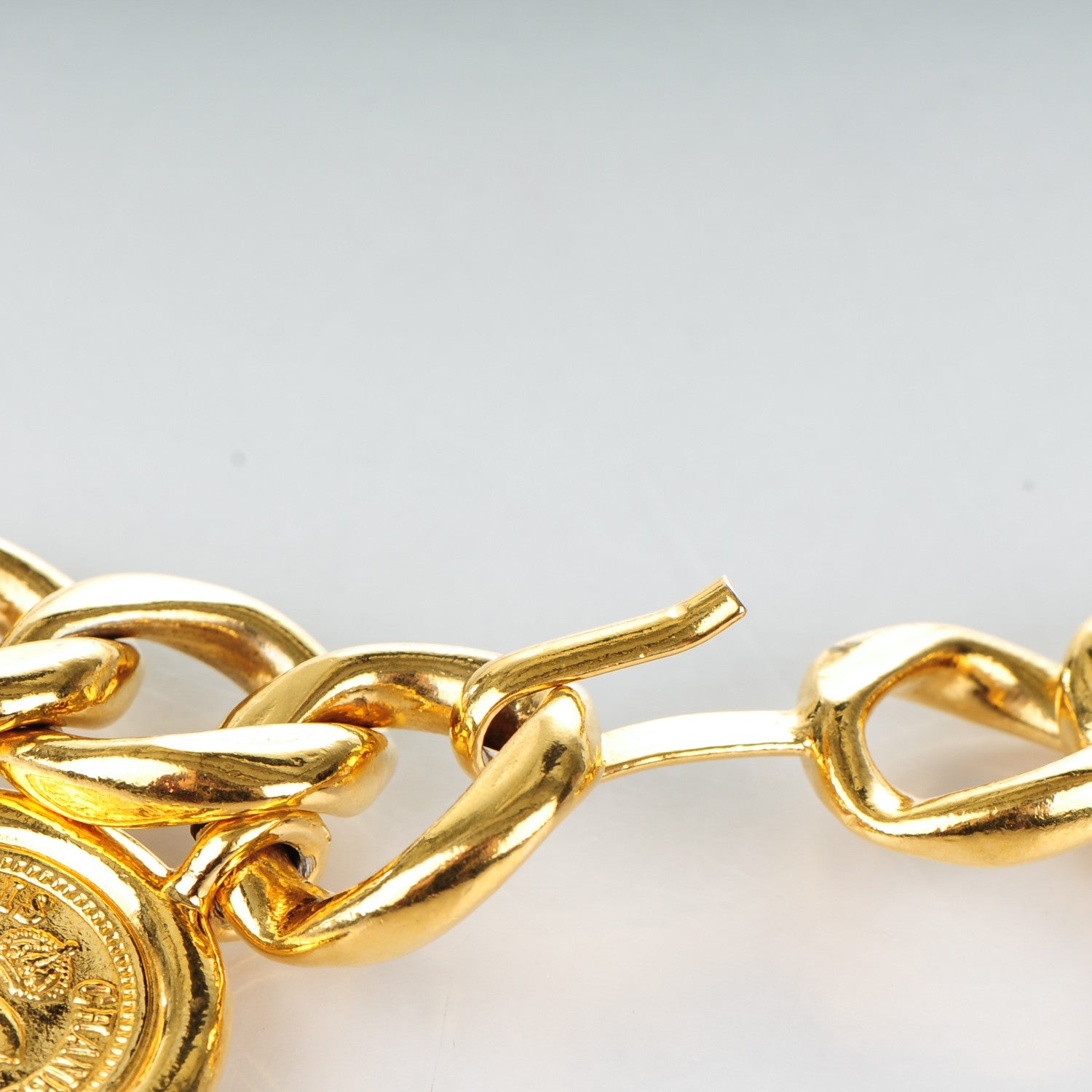 Chanel CC Chain Belt Gold 3 of 6