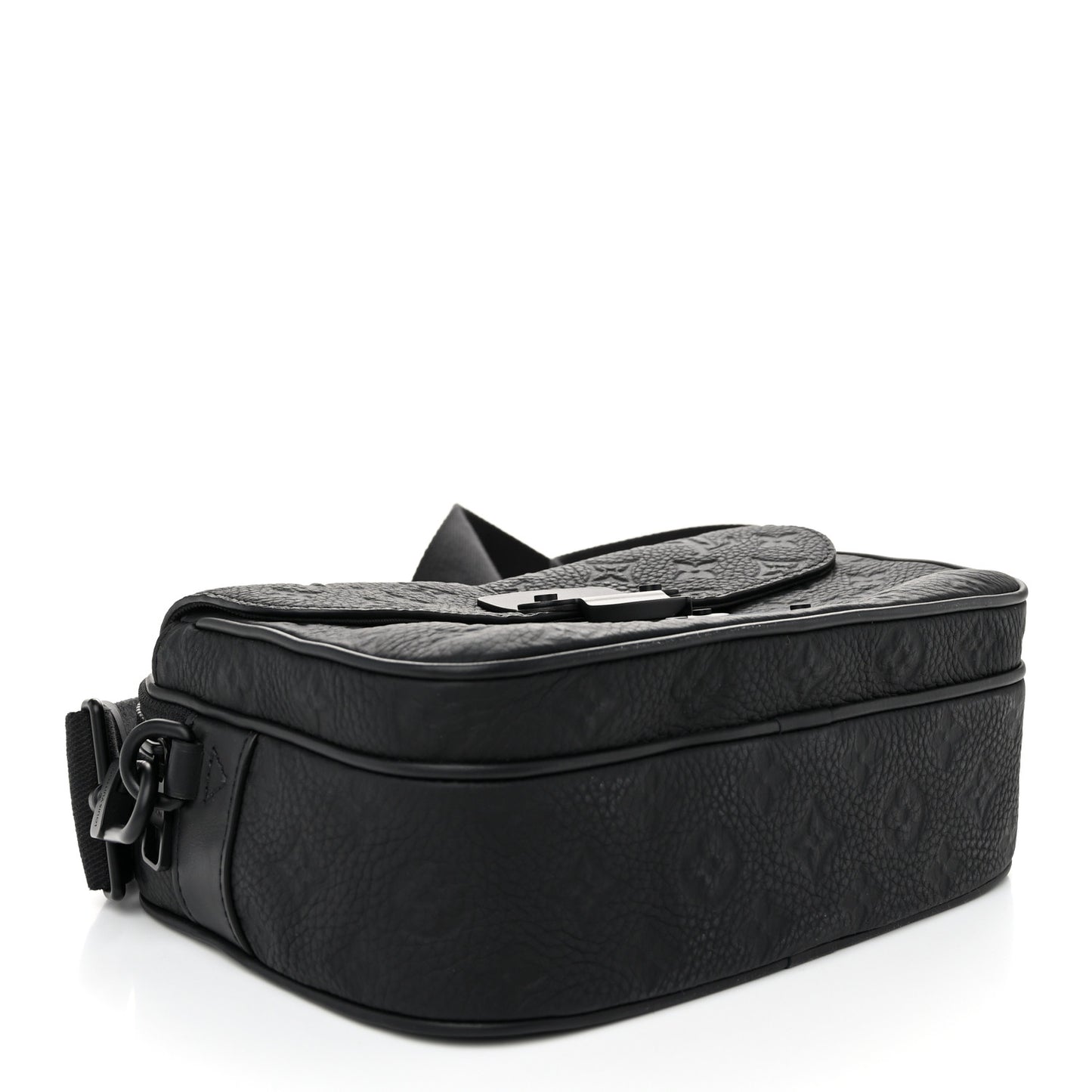 Taurillon Monogram S Lock Messenger Black