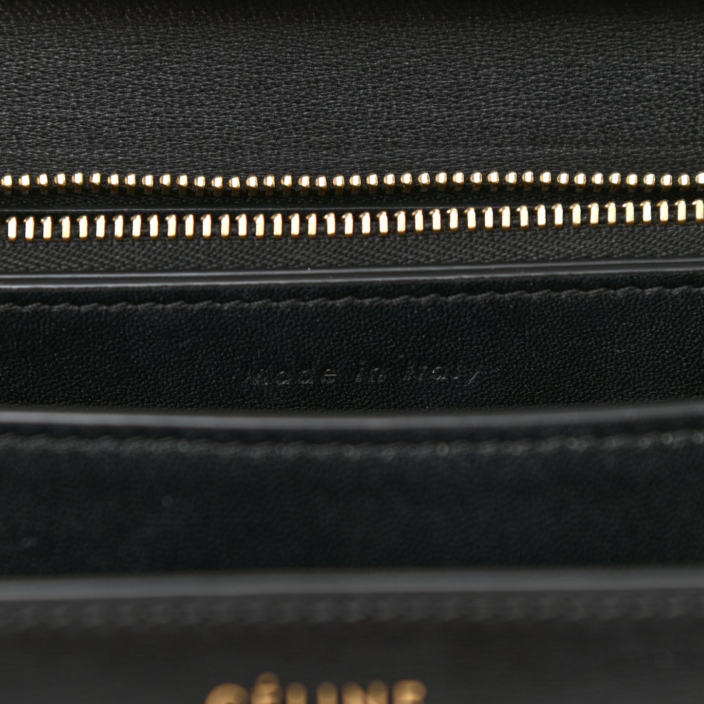 Box Calfskin Medium Classic Box Flap Black