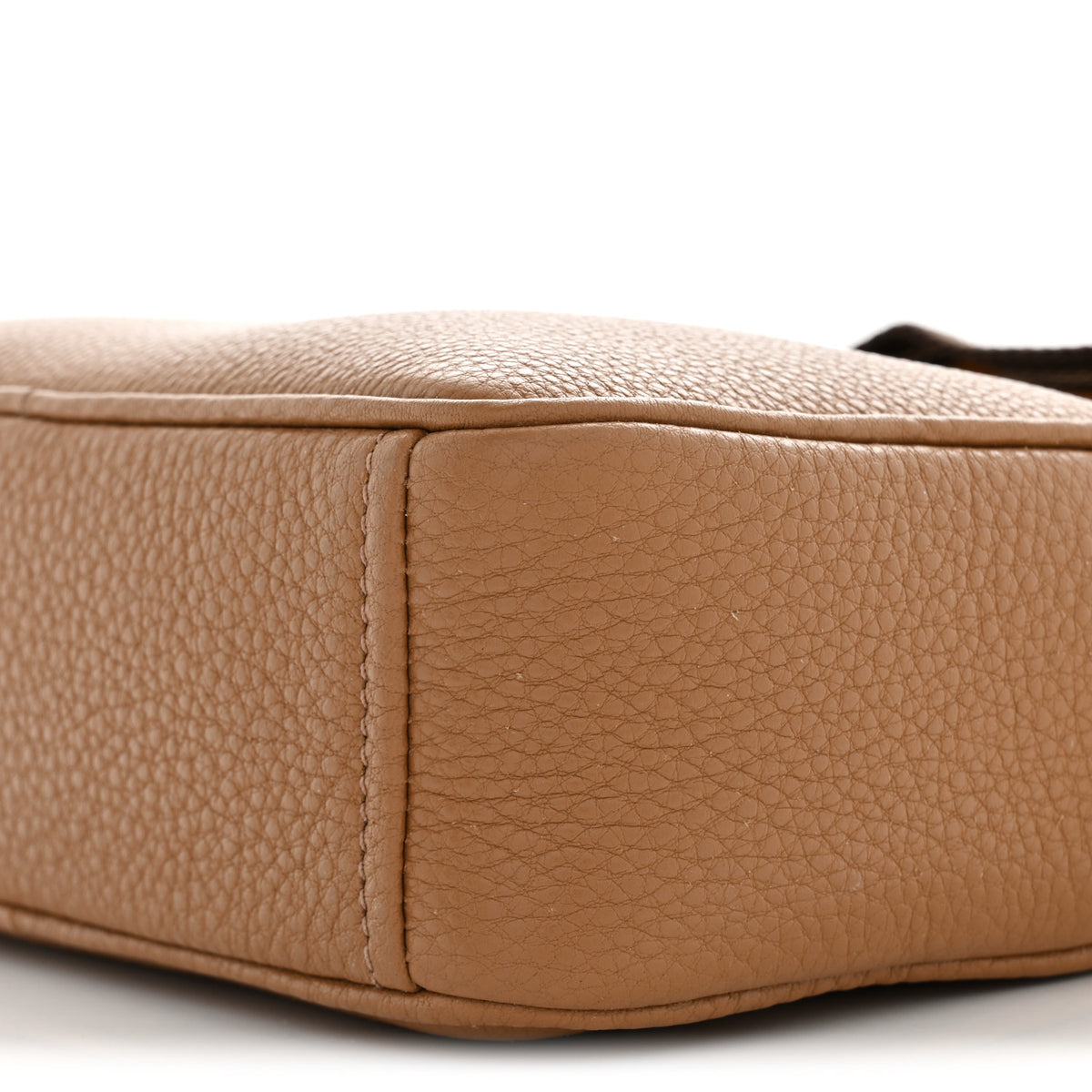 Vitello Phenix Camera Bag Caramel