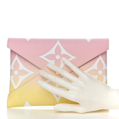 Louis Vuitton Monogram Giant By The Pool Kirigami Pochette Set 2 of 14