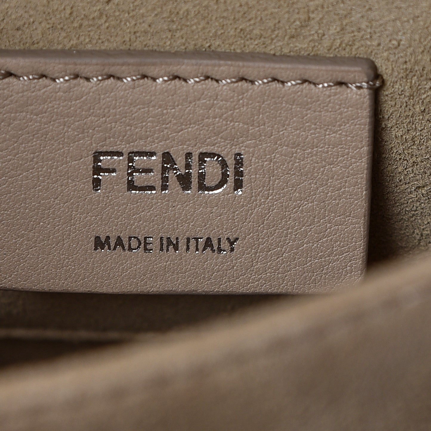 Vitello Liberty Scalloped Studded Small Kan I Shoulder Bag Balena