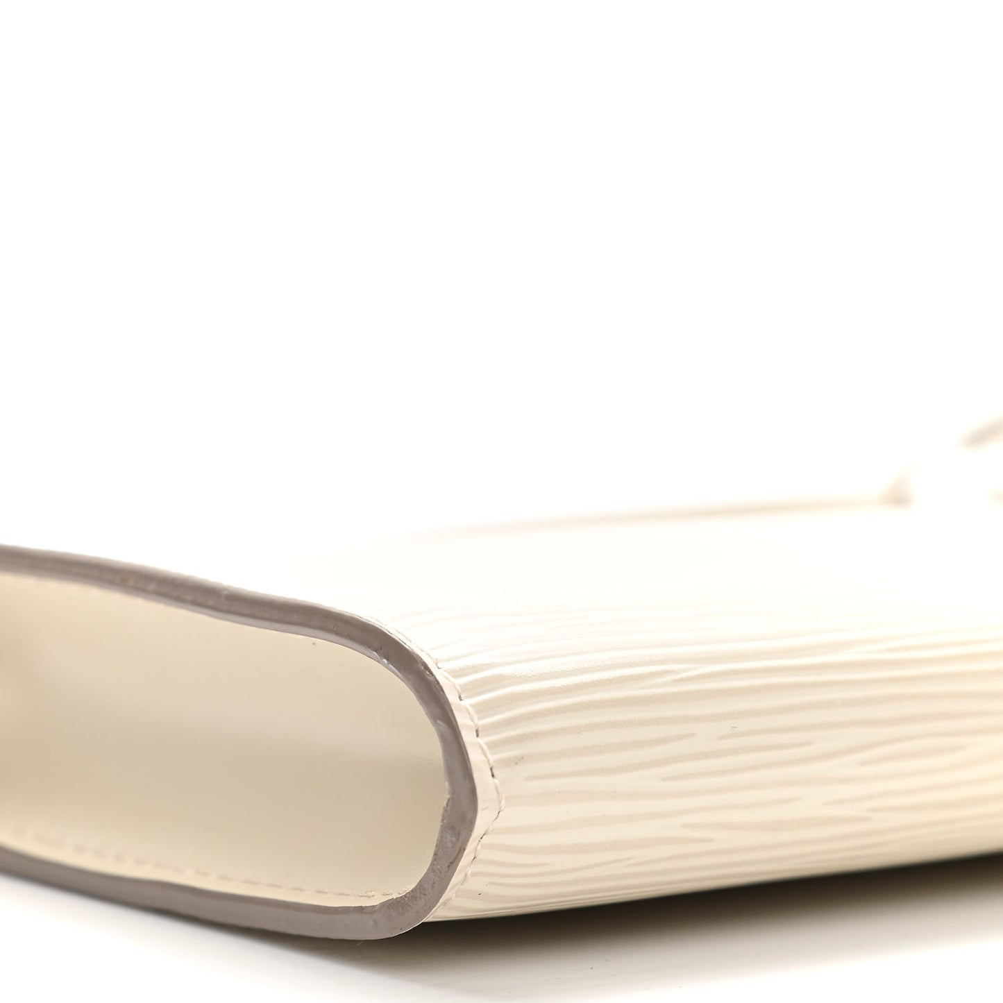 Epi Pochette Accessories 24 Ivory