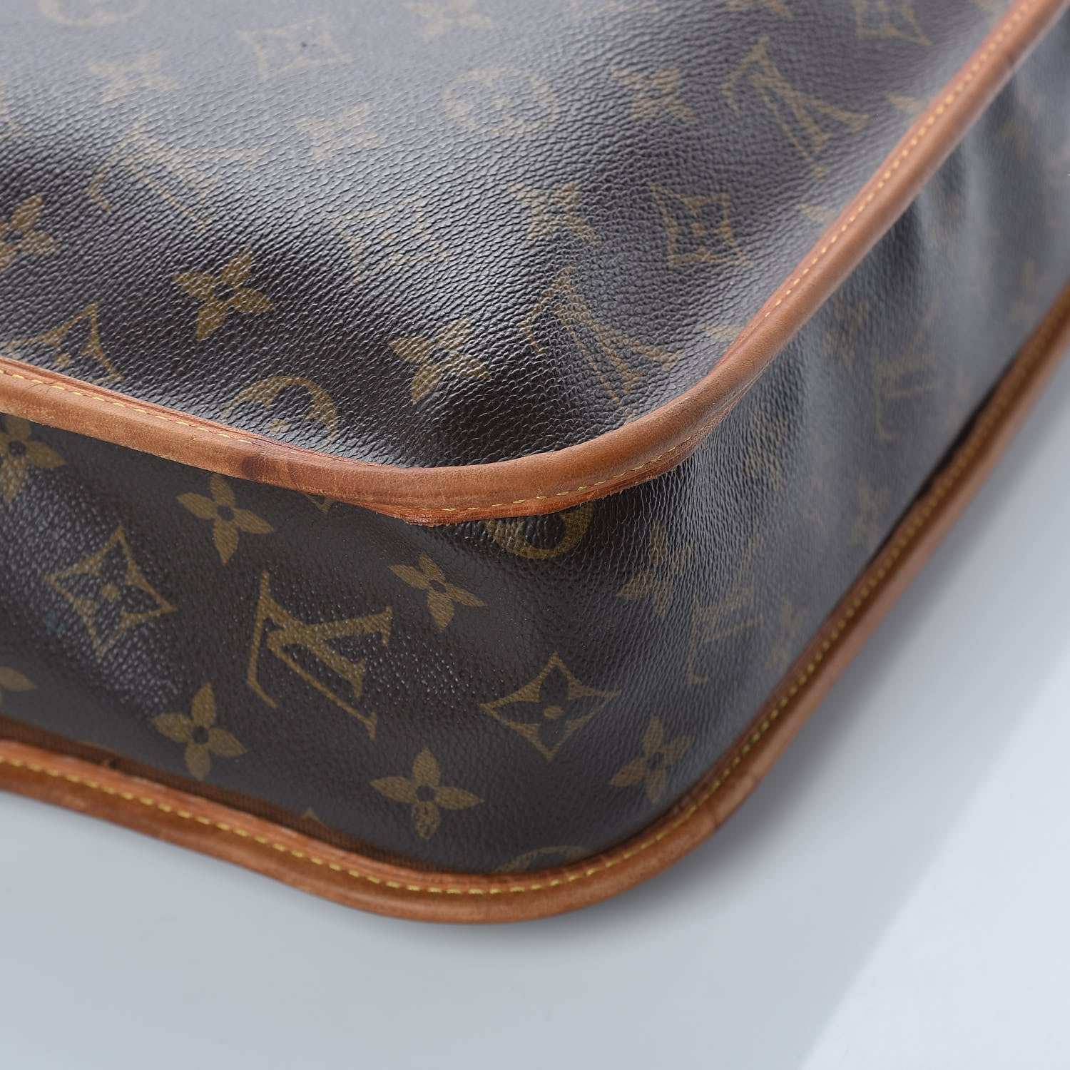 Louis Vuitton Monogram Bosphore GM Messenger Bag 16 of 16