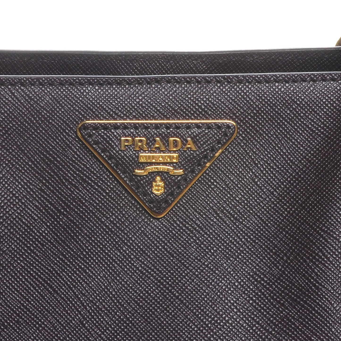 Saffiano Lux Medium Tote Bordeaux