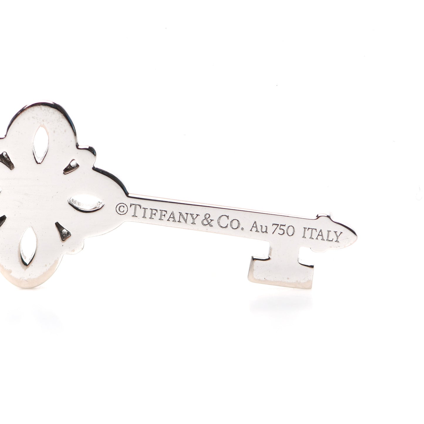 18K White Gold Diamond Mini Victoria Key Pendant