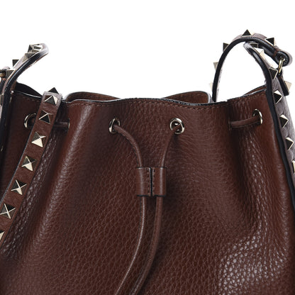 Valentino Garavani Grained Calfskin Rockstud Bucket Bag Light Brown 10 of 10