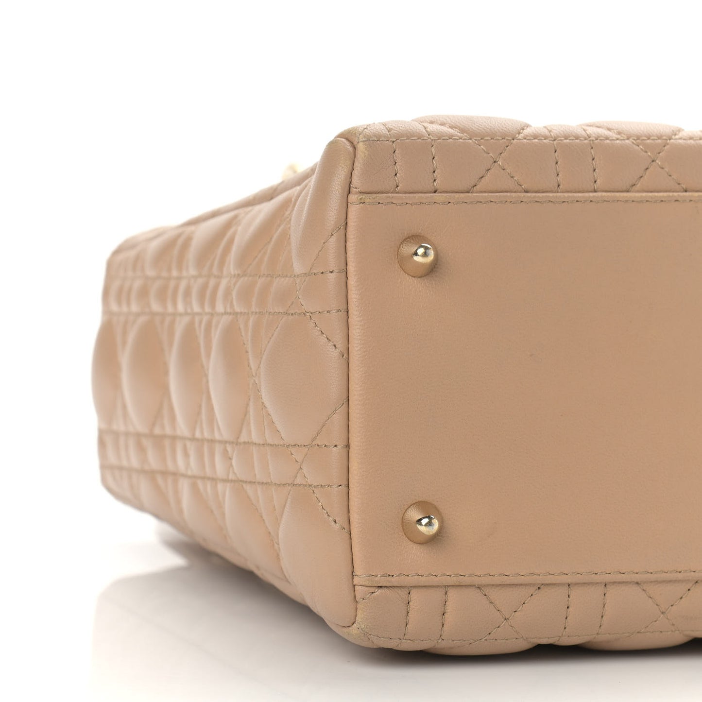 Lambskin Cannage Medium Lady Dior Beige