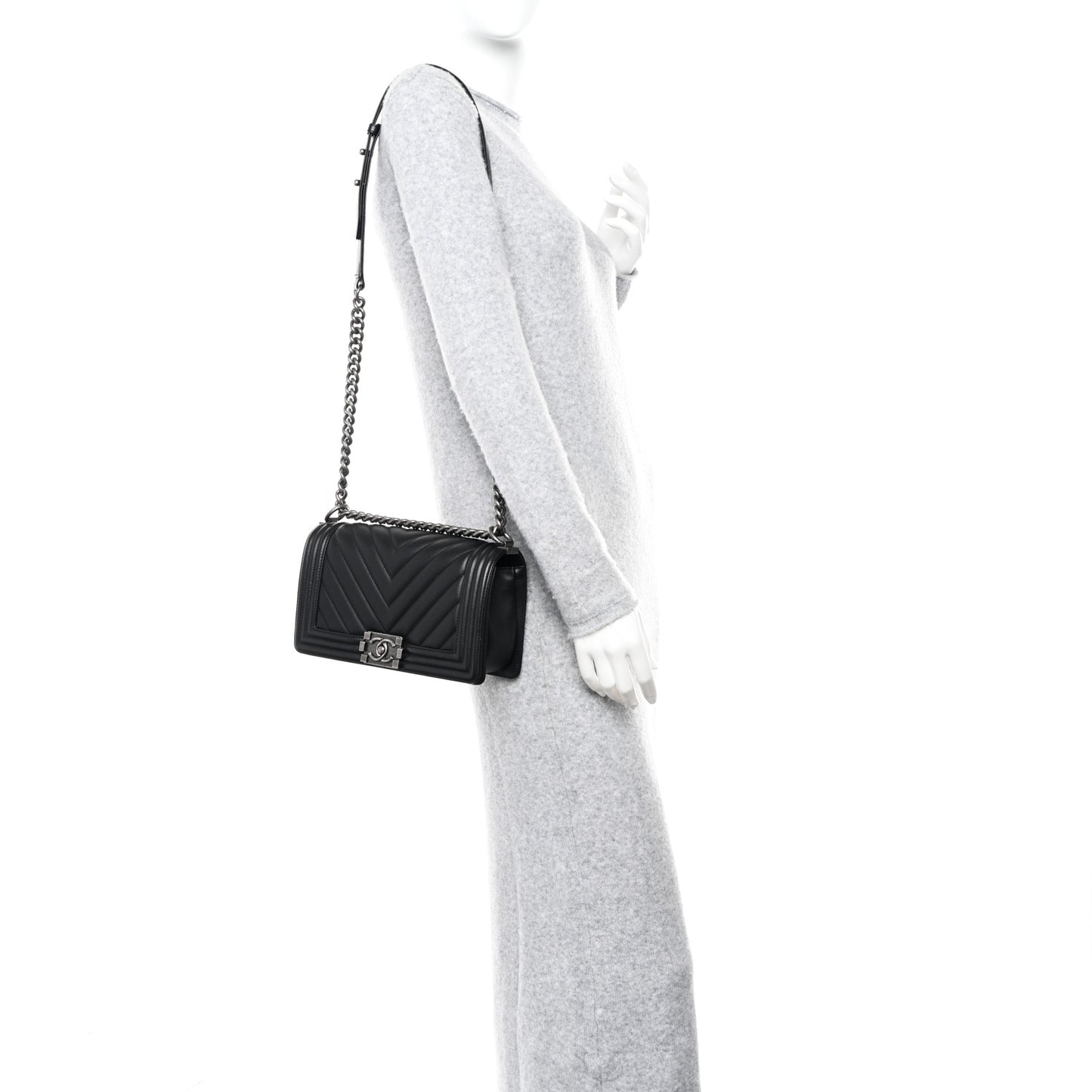 Lambskin Chevron Quilted Medium Boy Flap Black