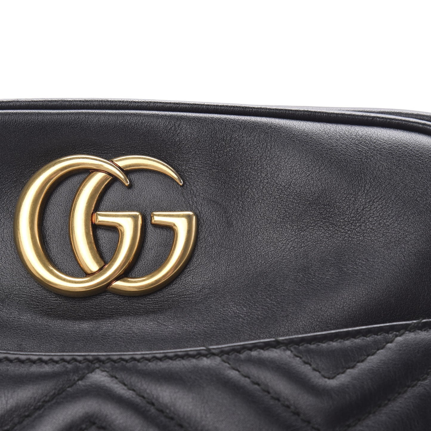 Calfskin Matelasse Medium GG Marmont Chain Shoulder Bag Black