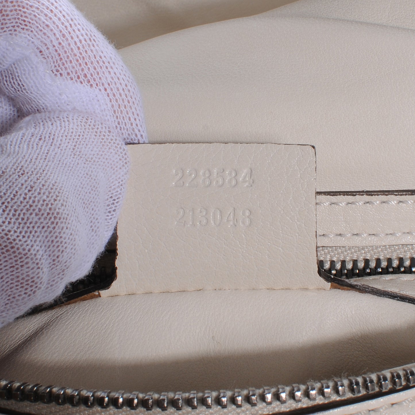 Leather Icon Bit Medium Shoulder Bag Ivory