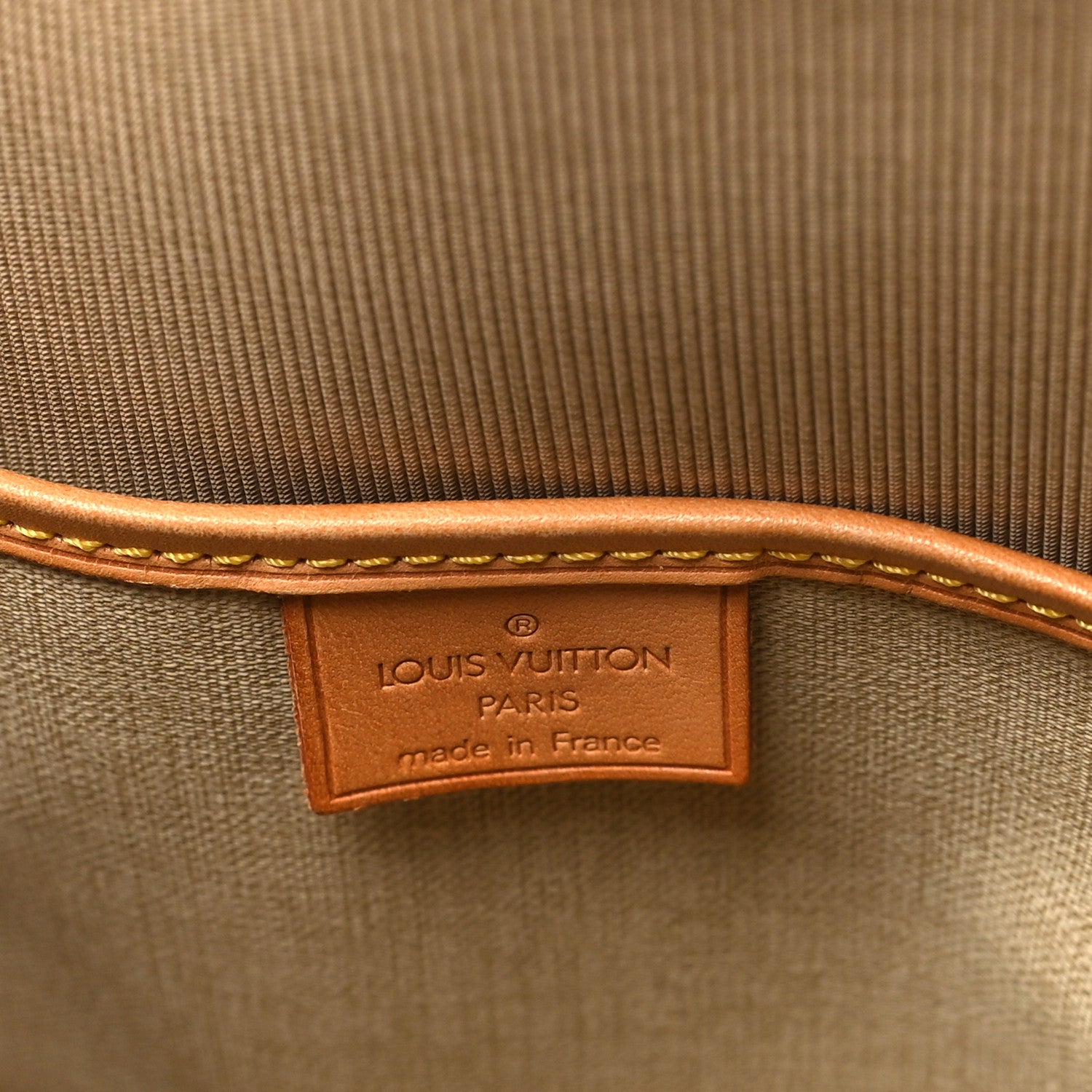 Louis Vuitton Monogram Excursion Shoe Bag 6 of 9