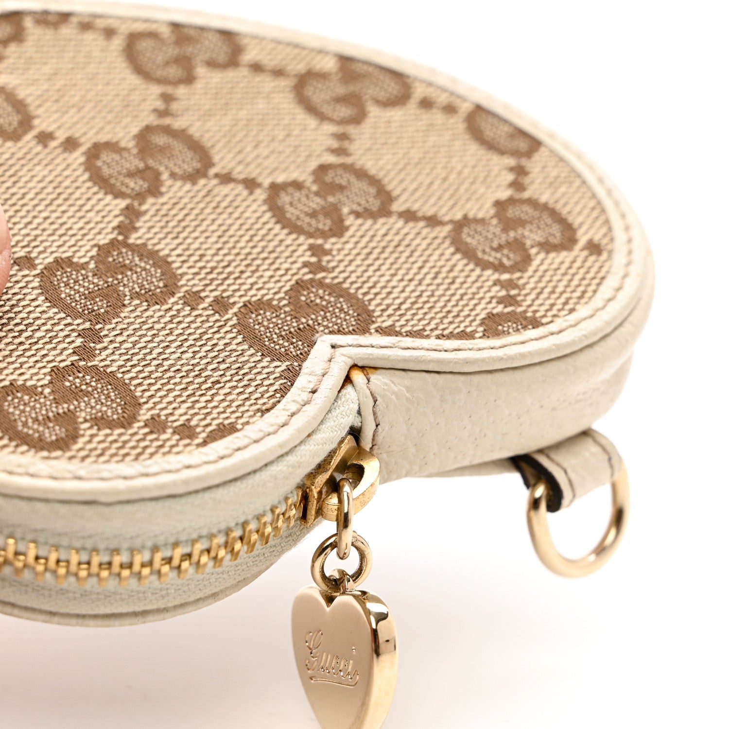 Gucci Monogram Heart Coin Purse Gold 10 of 10