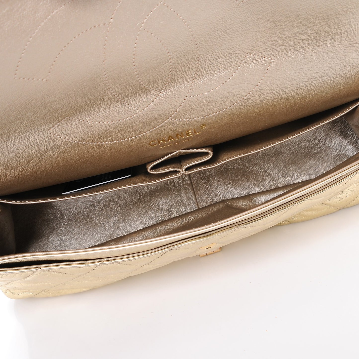 Metallic Aged Calfskin Quilted 2.55 Reissue 228 Flap Light Gold