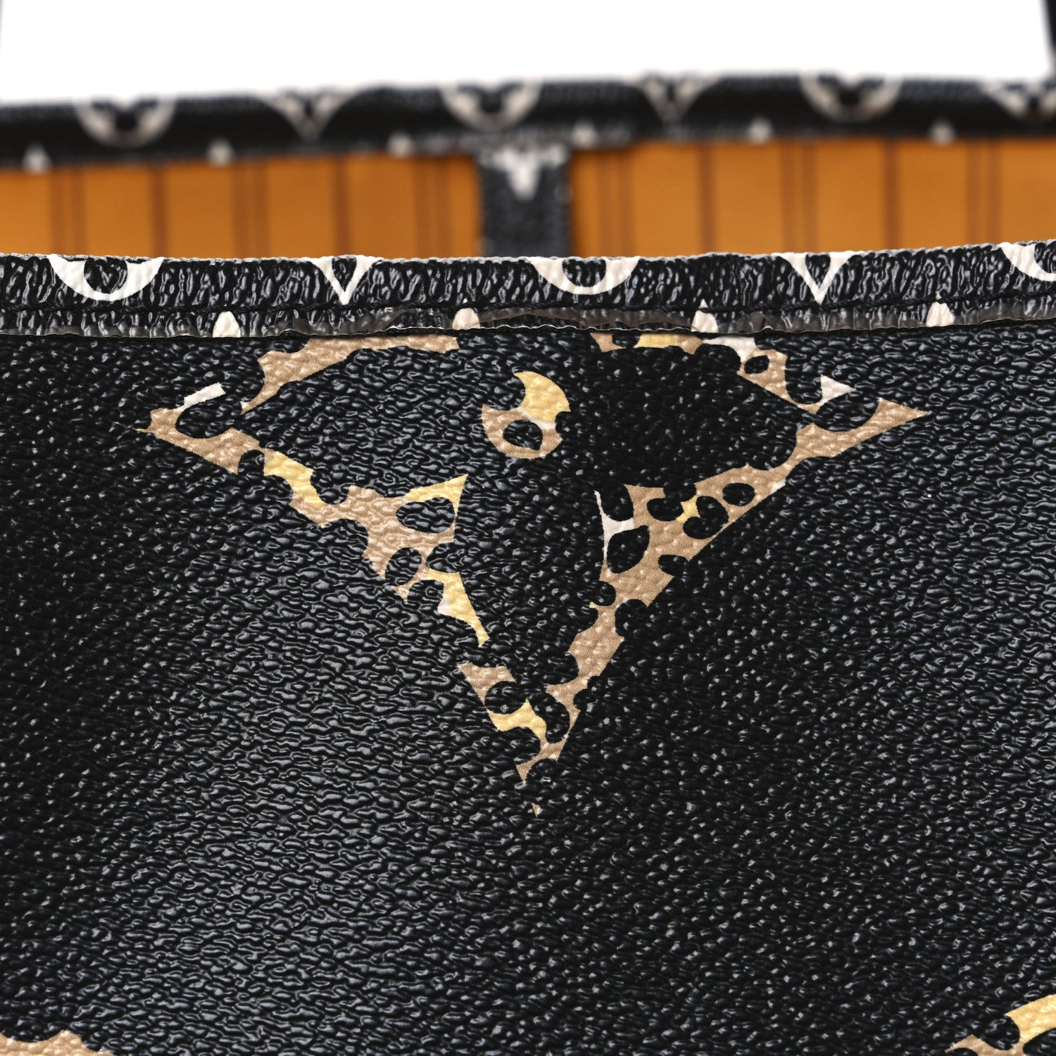 Louis Vuitton Monogram Giant Jungle Neverfull MM Black 8 of 12