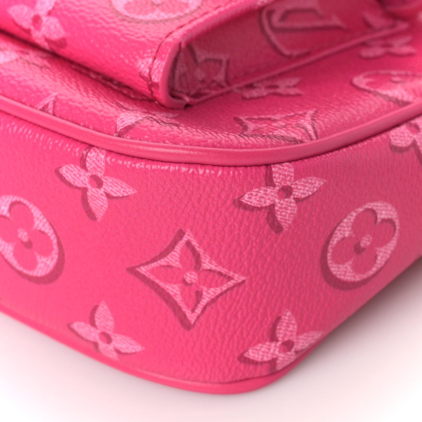 Monogram Fall For You Maxi Multi Pochette Accessories Fuchsia