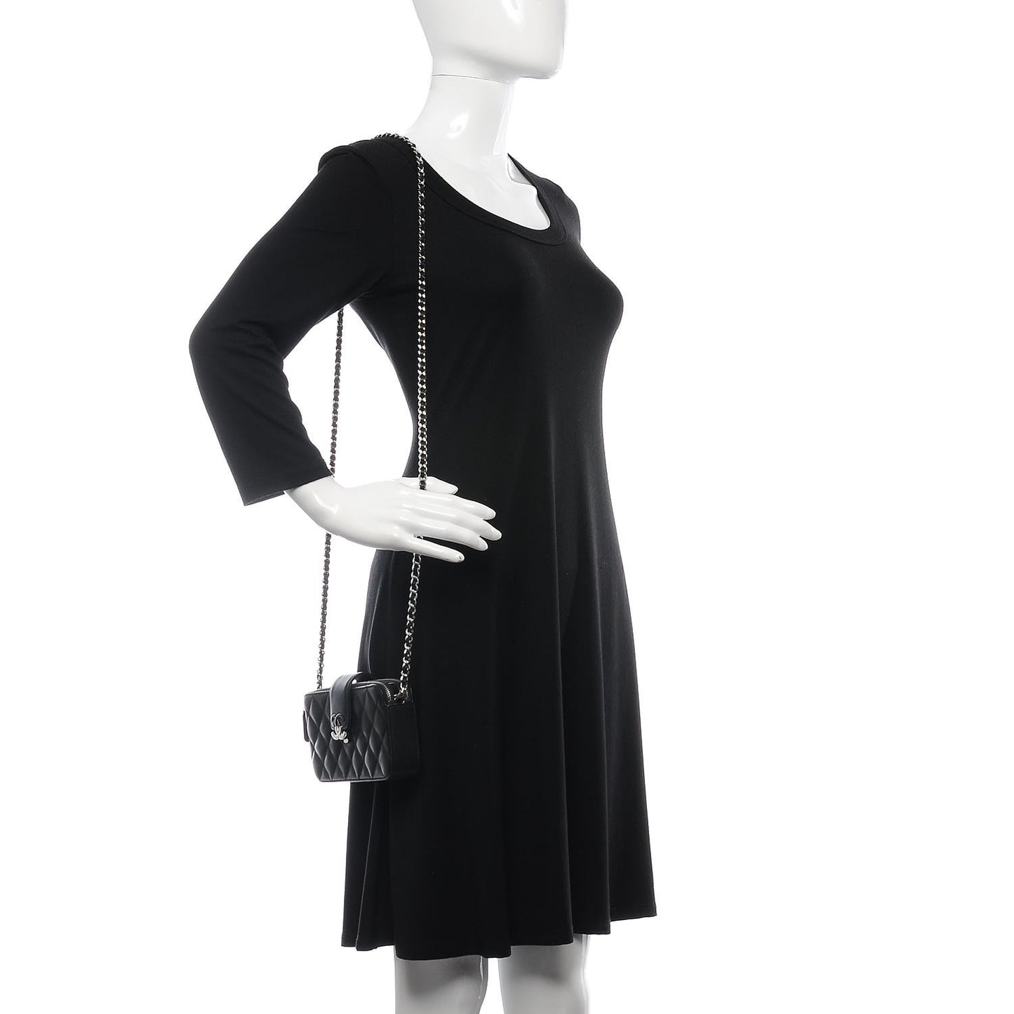 Lambskin Quilted CC Box Clutch With Chain Black