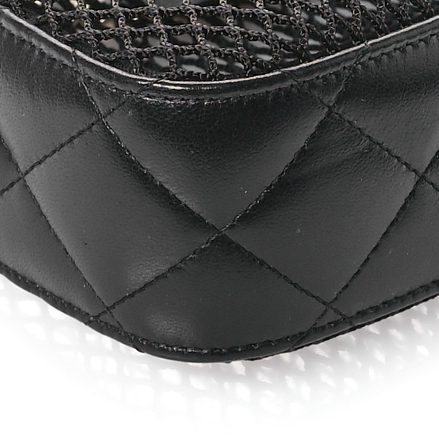 Mesh Shiny Lambskin Clutch With Chain  Black