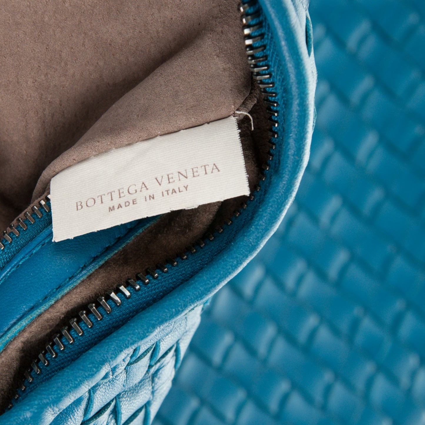 Nappa Intrecciato Large Veneta Hobo Empire