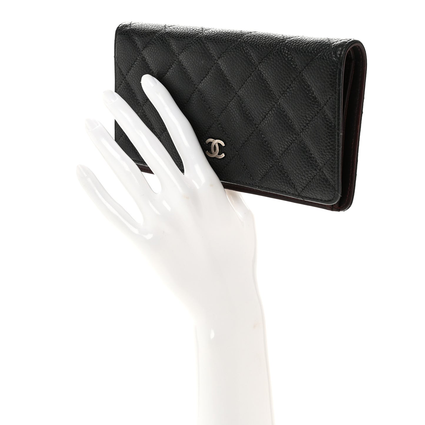 Caviar Quilted Yen Wallet Black