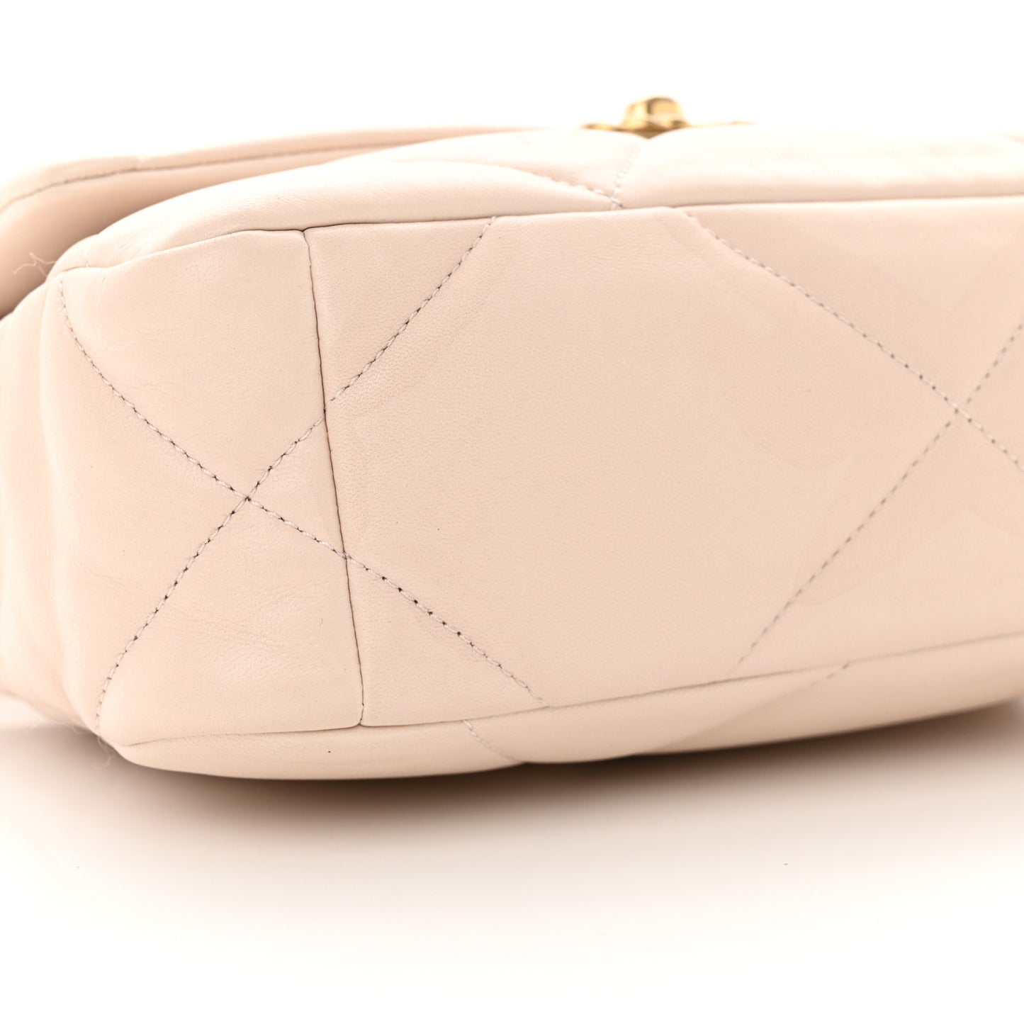Lambskin Quilted Medium Chanel 19 Flap Beige