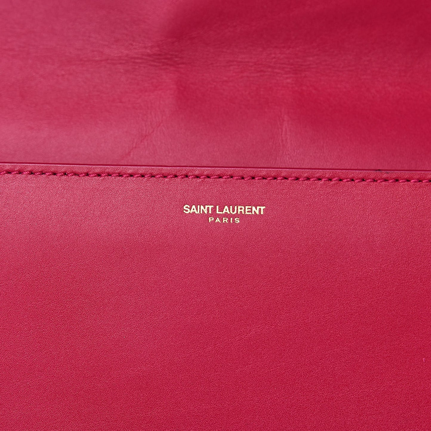 Calfskin Medium Classic Betty Fuchsia