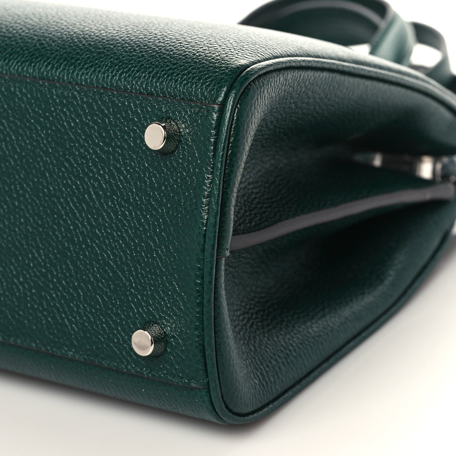 Gucci Grainy Calfskin Small Zumi Top Handle Bag Vintage Green 9 of 9