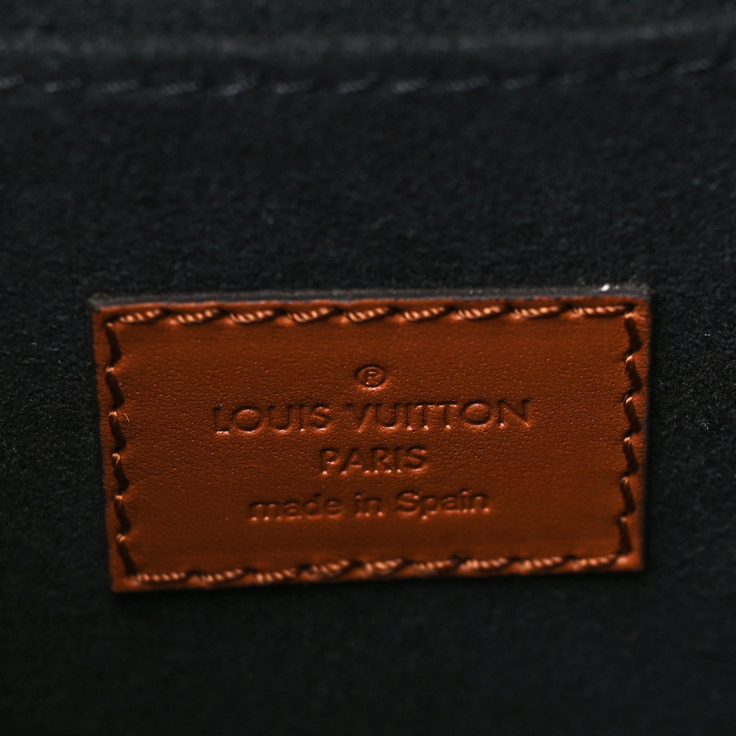 Reverse Monogram Dauphine MM