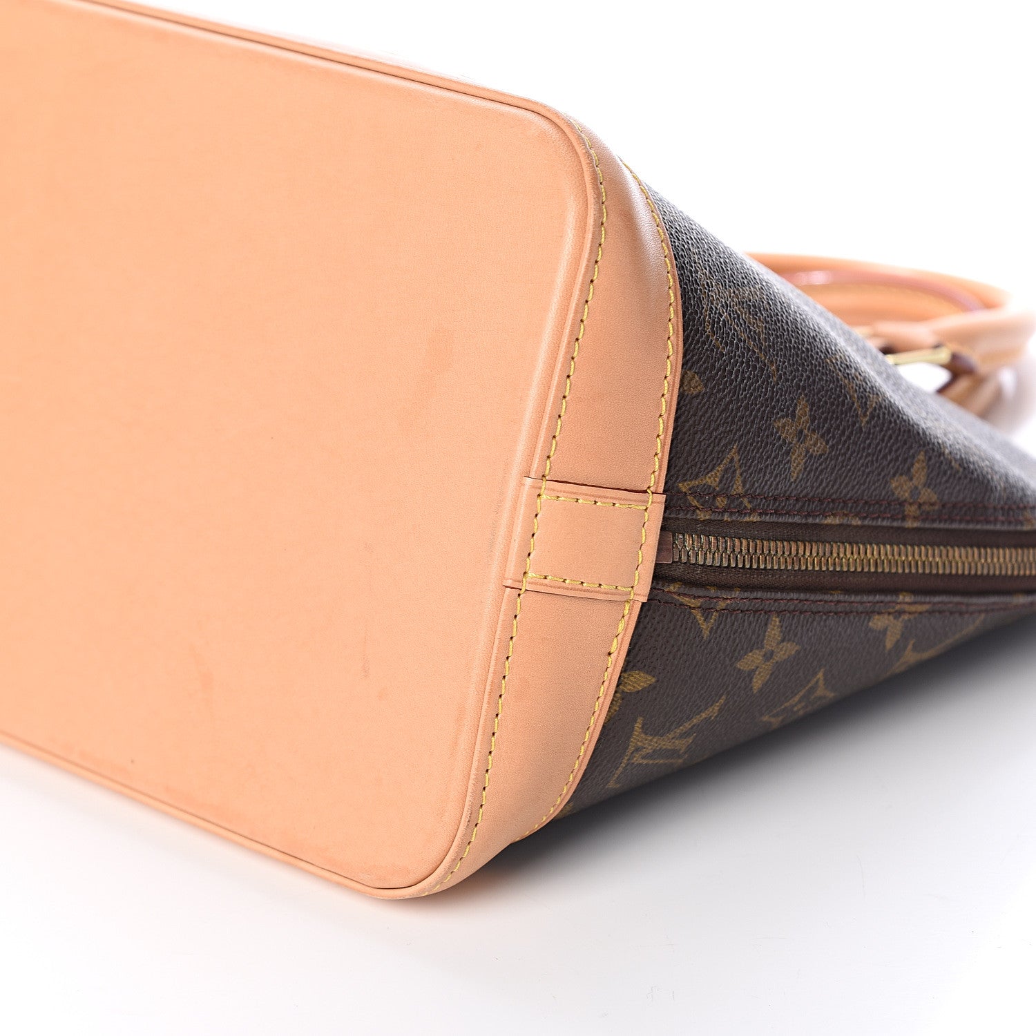 Louis Vuitton Monogram Alma PM 8 of 8