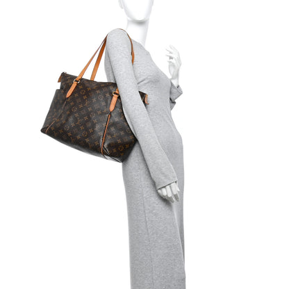 Louis Vuitton Monogram Totally MM 2 of 11